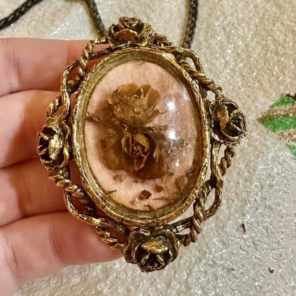 Vintage grunge gold tone real dried rosette buds terrarium pendant necklace